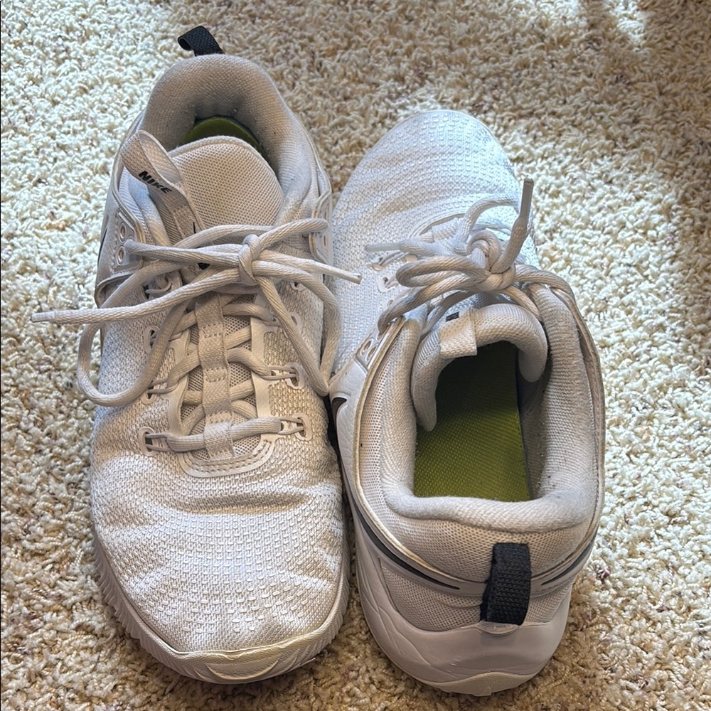 Nike volleyball shoes